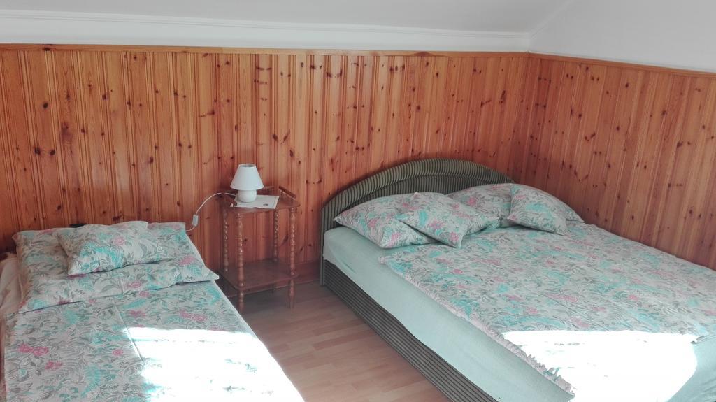 Plajbi Apartment Hajduszoboszlo Bagian luar foto