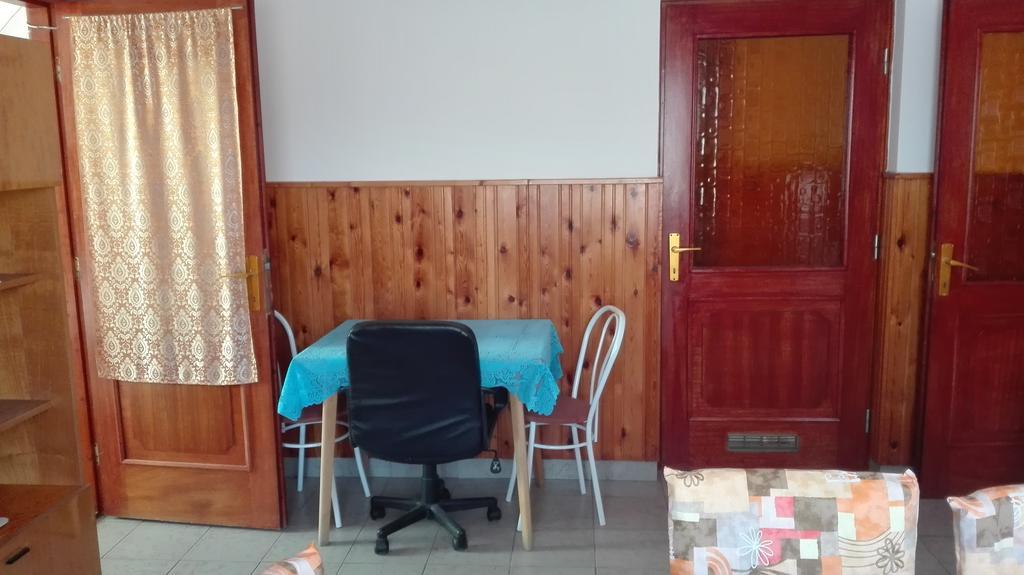 Plajbi Apartment Hajduszoboszlo Bagian luar foto
