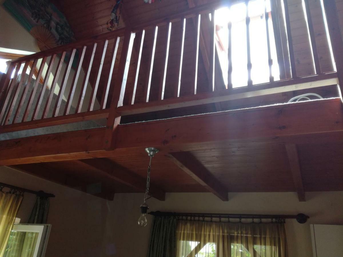 Plajbi Apartment Hajduszoboszlo Bagian luar foto
